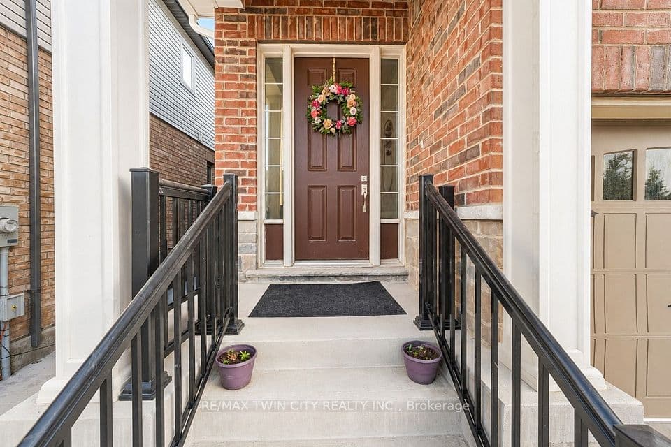 106 HALDIMAND Street, Kitchener, ON N2R 0R2 – photo 3