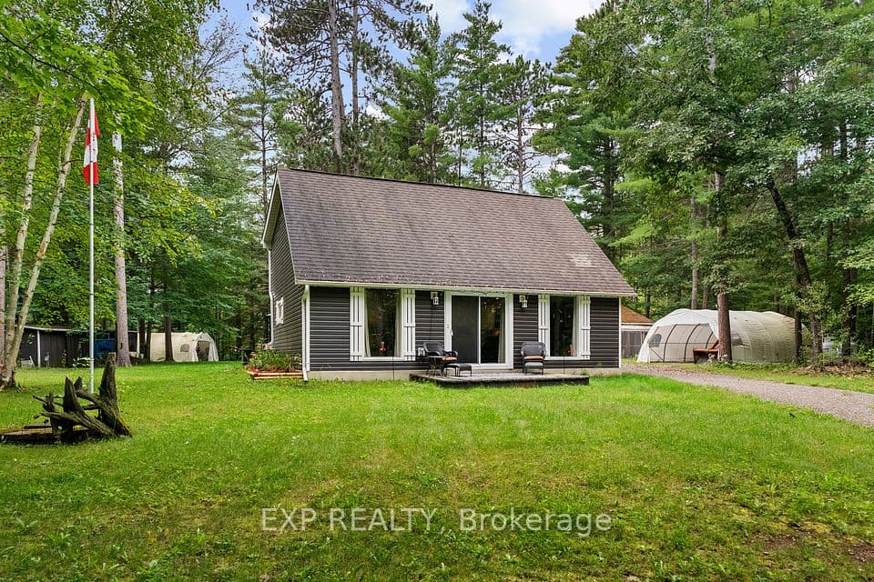 1705 CHURCH Street, Greater Madawaska, ON K0J 2R0 – main photo