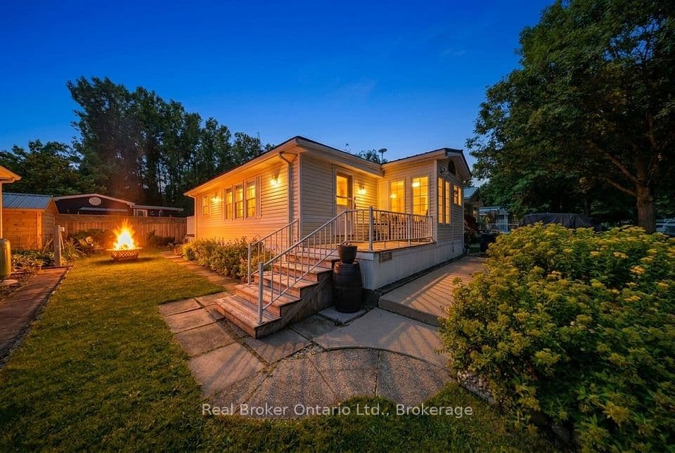 428 Pine Pass, Centre Wellington, ON N1M 2W5 – photo 3