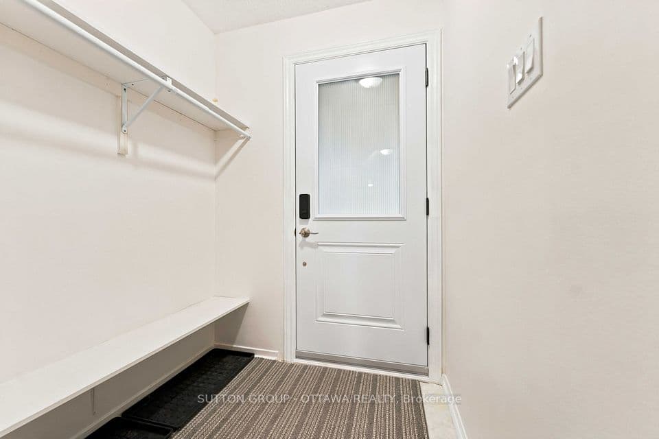 66 FIELDGATE Drive, Barrhaven, ON K2J 1T9 – photo 3