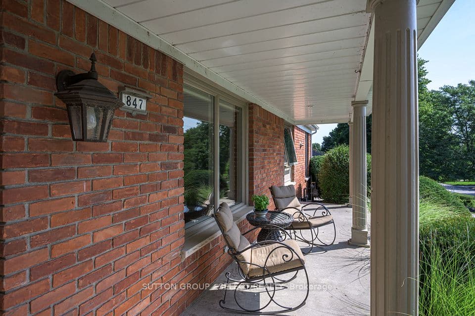 847 Clearview Avenue, London North, ON N6H 2N1 – photo 3