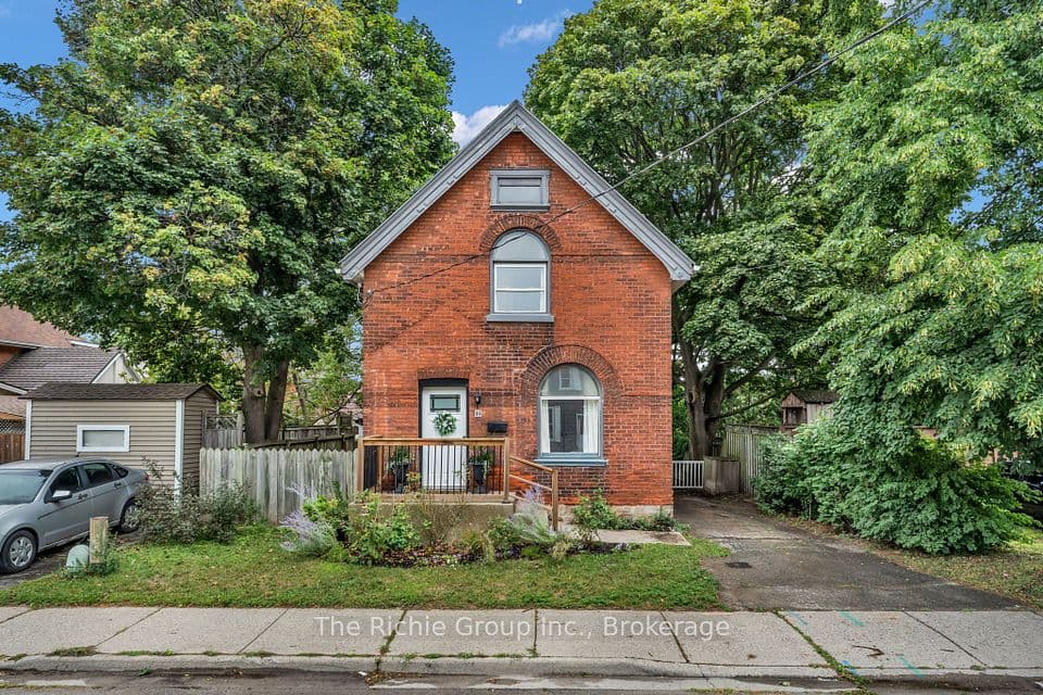 119 Brock Street, Brantford, ON N3S 5E6 – main photo