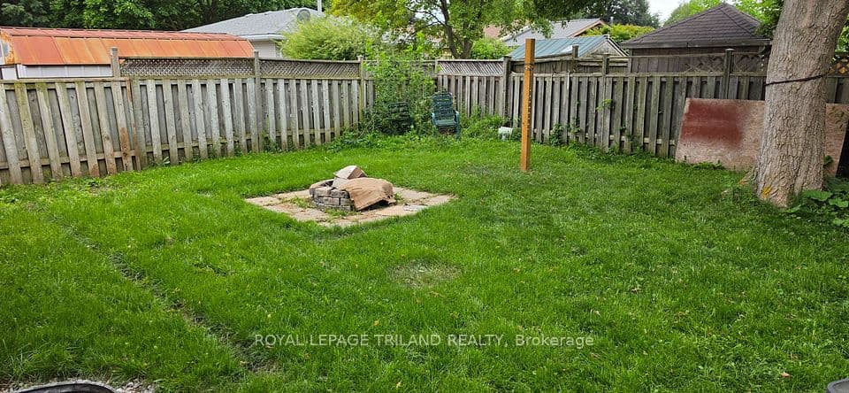 783 Dundalk Drive, London South, ON N6C 3V3 – photo 2