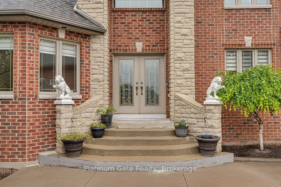150 Seymour Crescent, Lakeshore, ON N8N 4X9 – photo 2