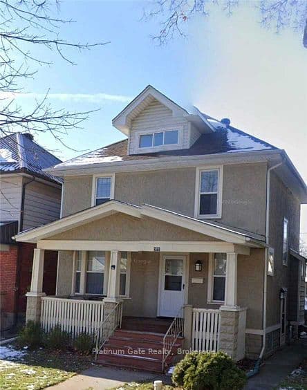 377 Elm Avenue, Windsor, ON N9A 5H2 – main photo