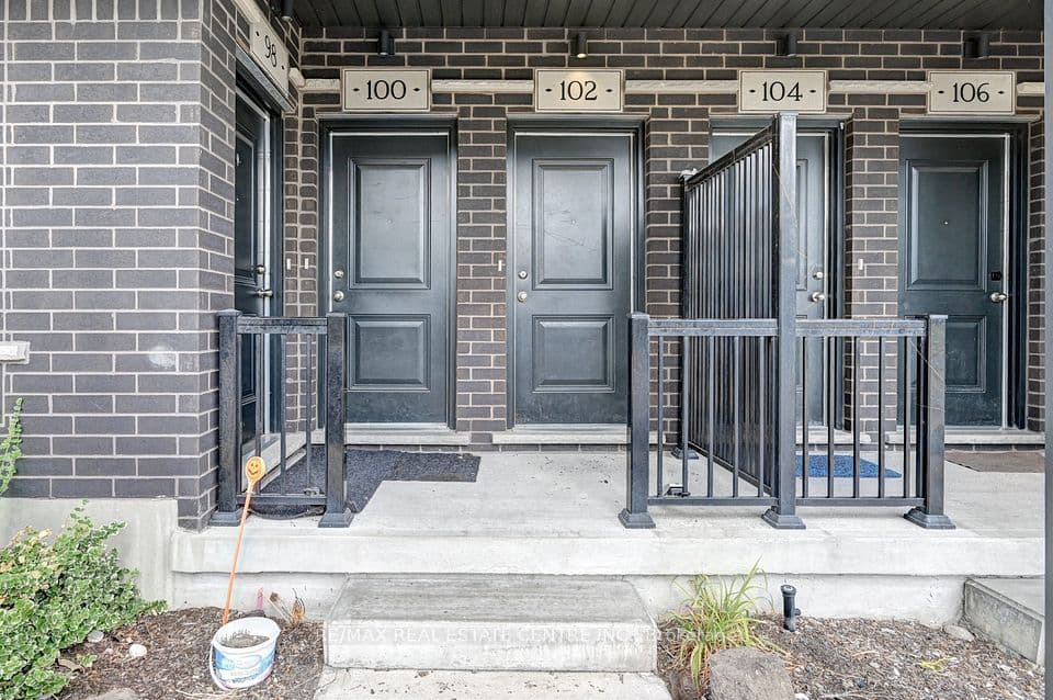 102 Wheat Lane, Kitchener, ON N2R 0R6 – photo 3