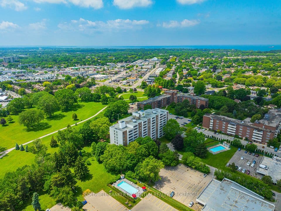 365 Geneva Street 1002, St. Catharines, ON L2N 5S7 – main photo