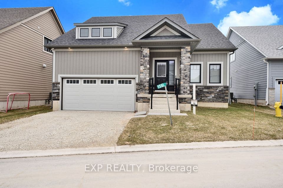 156 SCHOONERS Lane, Blue Mountains, ON N0H 2P0 – main photo