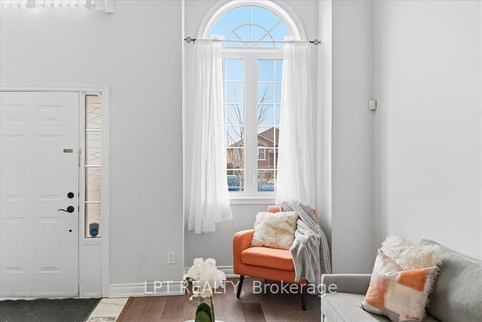 48 Nashville Circle, Hamilton, ON L8G 5H2 – photo 3