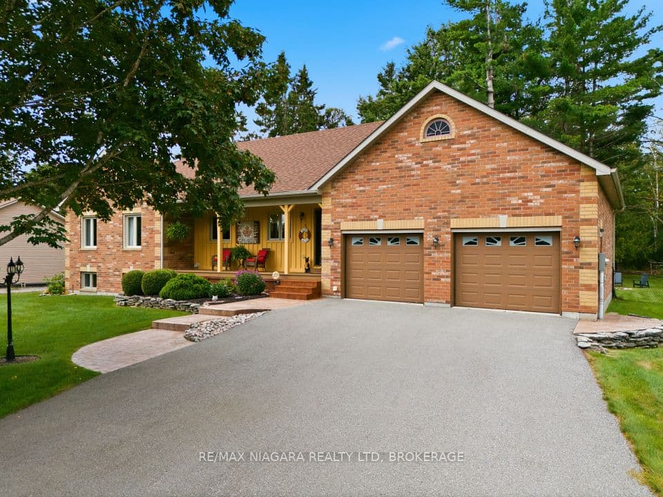115 Pinewood Boulevard, Kawartha Lakes, ON K0M 2T0 – main photo
