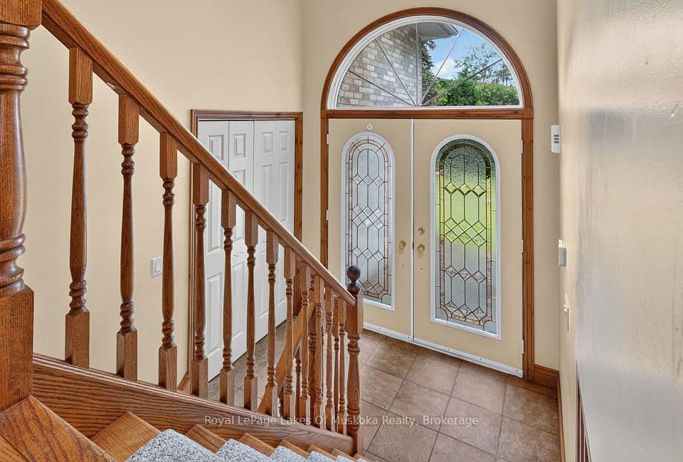 9 Silver Street, Huntsville, ON P1H 1M1 – photo 3