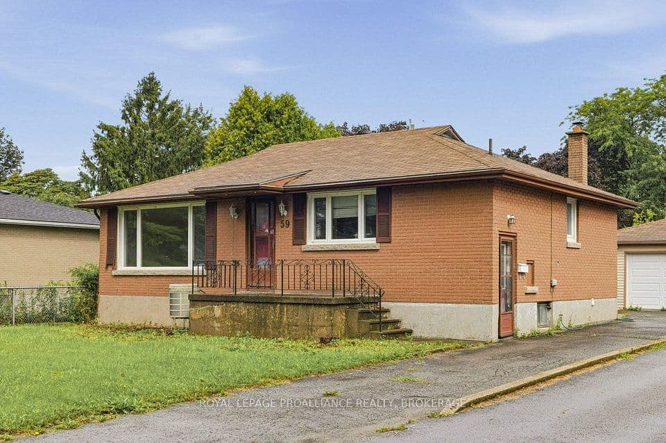 59 Campbell Crescent, Kingston, ON K7M 1Z6 – photo 2