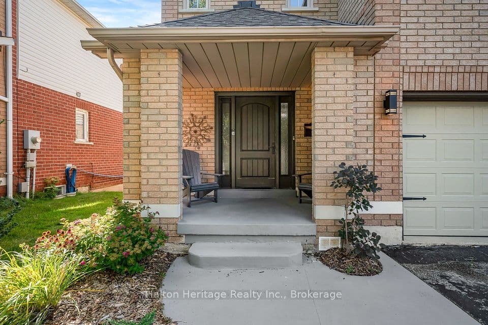 24 Segwun Road, Hamilton, ON L8B 0K2 – photo 2