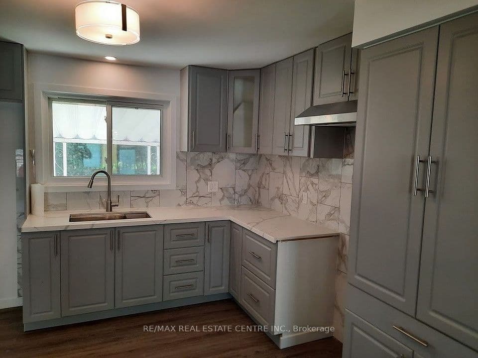 391 Tamarack Drive, Waterloo, ON N2L 4G7 – photo 2