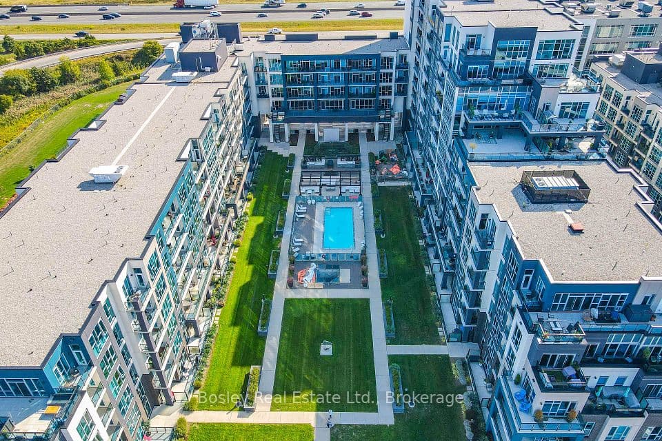 16 Concord Place 550, Grimsby, ON L3M 0J1 – photo 3