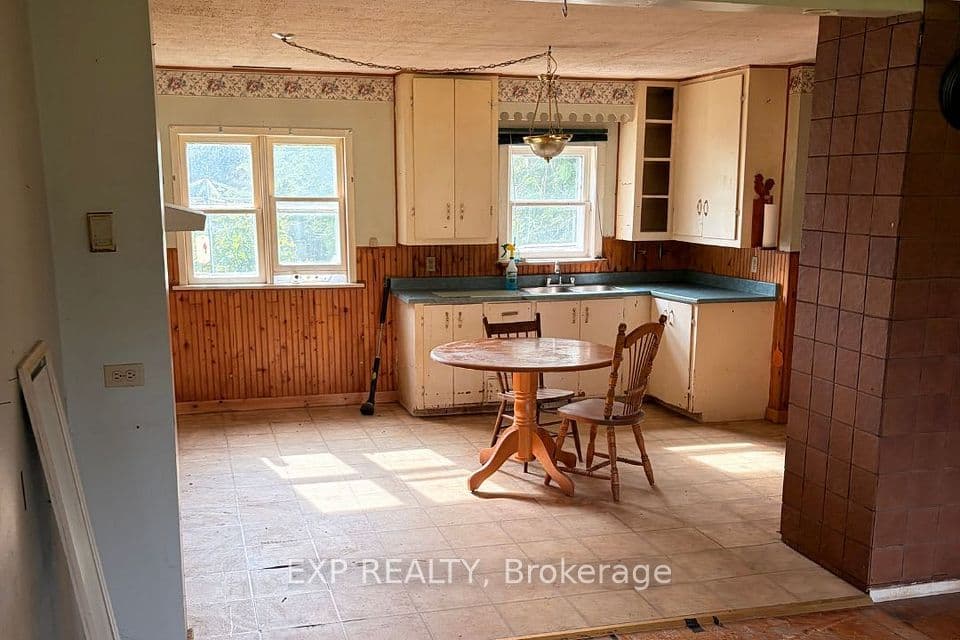 325 County Rd 16 Road, Elizabethtown-Kitley, ON K0G 1G0 – photo 3