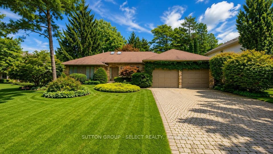34 Pine Ridge Drive, London North, ON N5X 3G8 – main photo