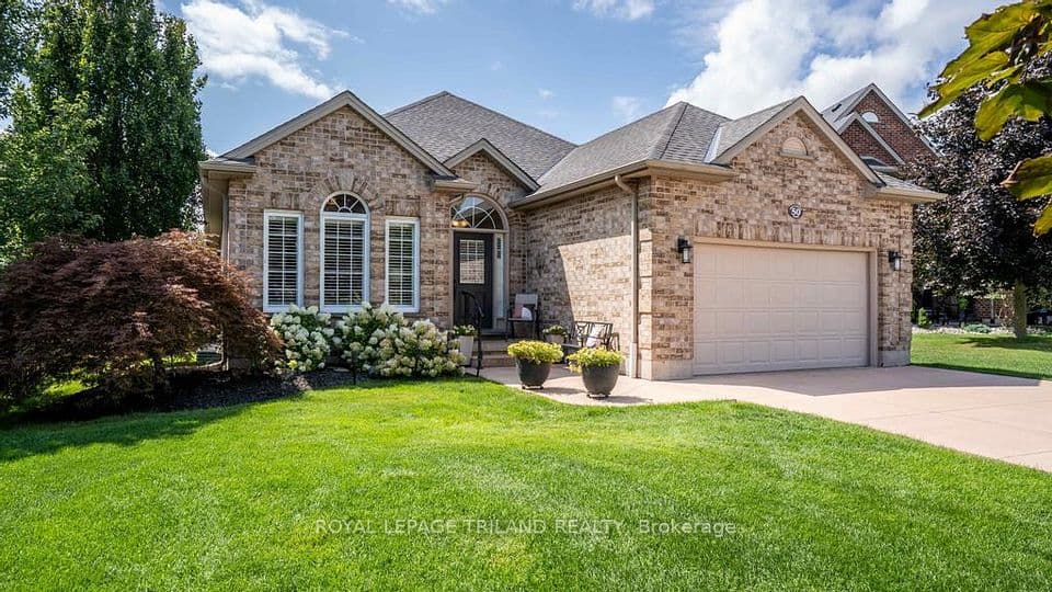 50 Red Clover Court, Middlesex Centre, ON N0M 2A0 – main photo