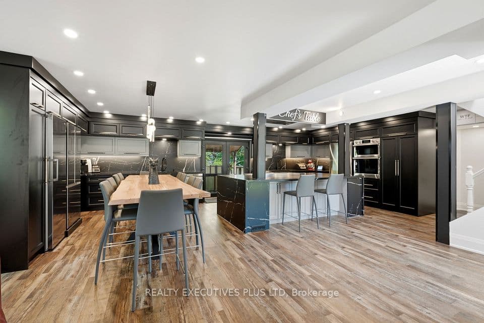 36 Lakeview Drive, Hamilton, ON L8E 4X2 – photo 3