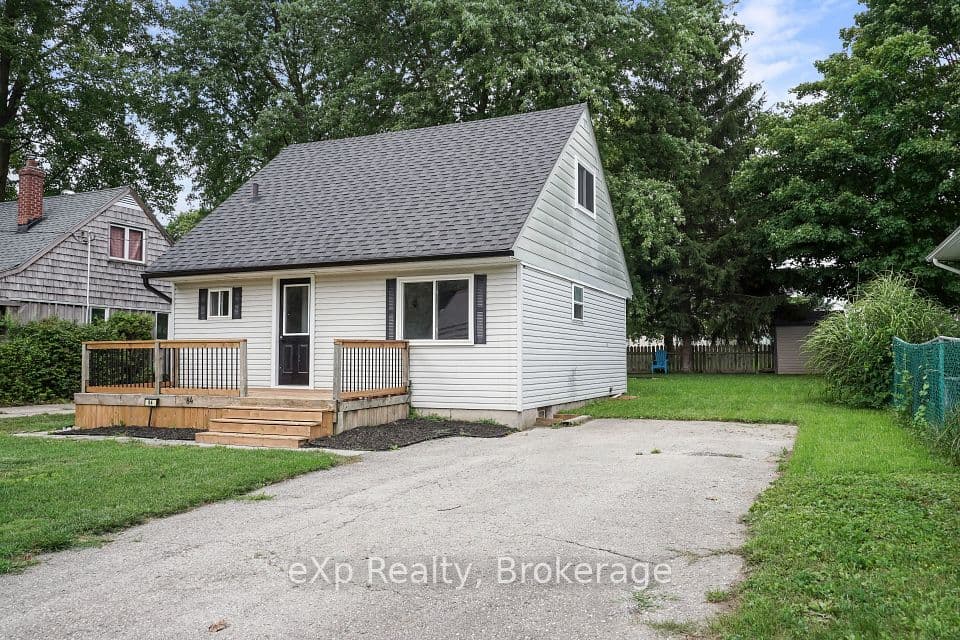 84 Victoria Boulevard, Huron East, ON N0M 1L0 – photo 2