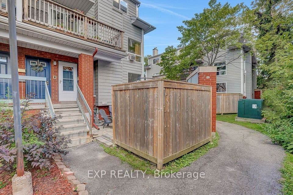 20 Hart Avenue F, Overbrook - Castleheights and Area, ON K1K 4H8 – photo 2