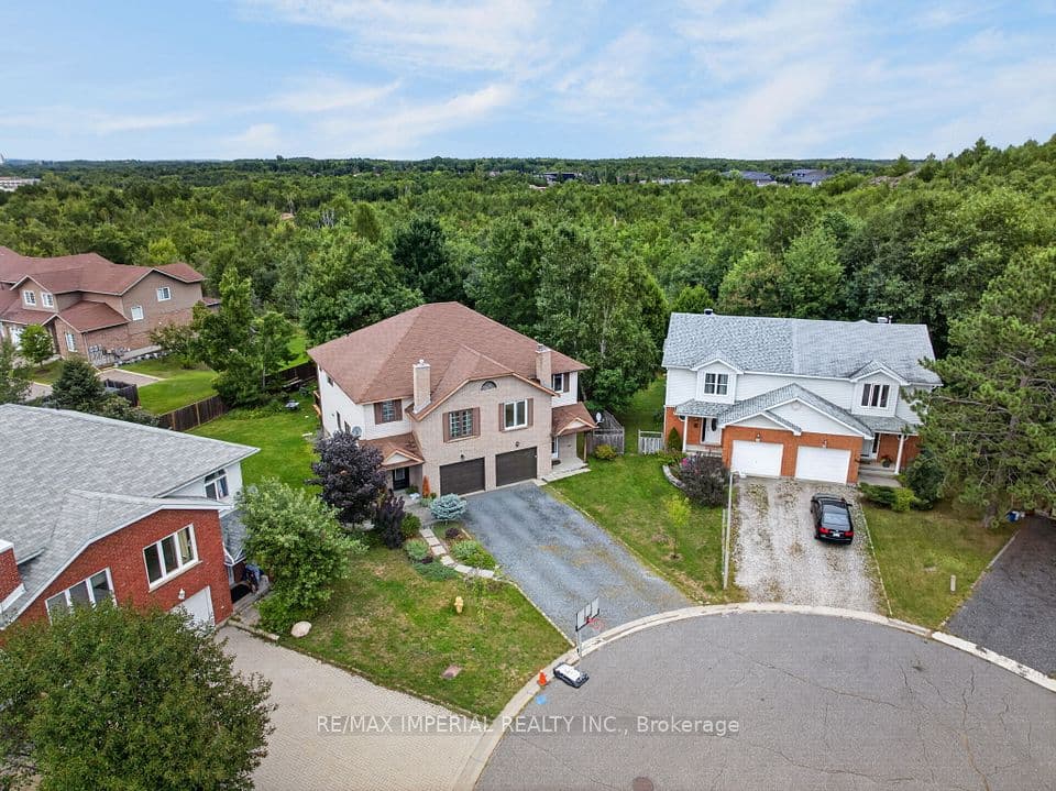 60 Radcliff Parkway, Greater Sudbury, ON P3E 5Y5 – photo 3