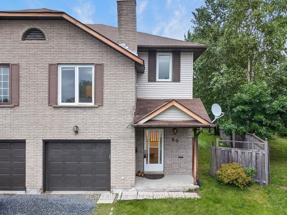 60 Radcliff Parkway, Greater Sudbury, ON P3E 5Y5 – photo 2