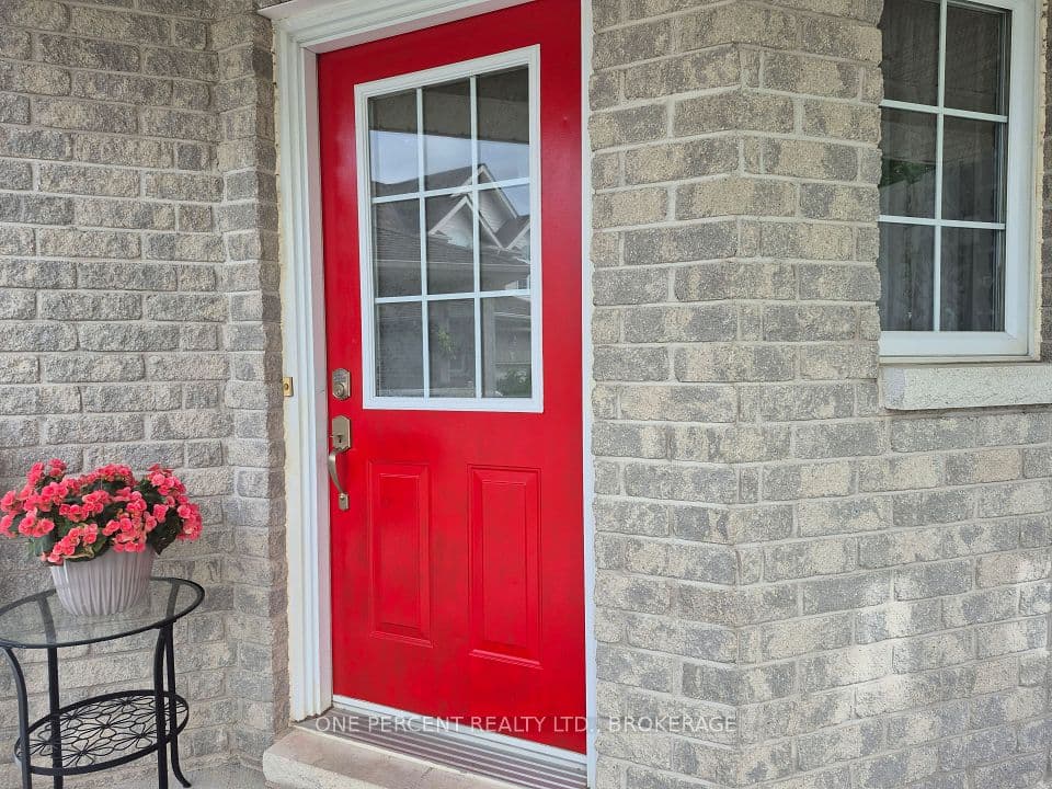 110 Fireside Court, Kingston, ON K7K 7L8 – photo 3