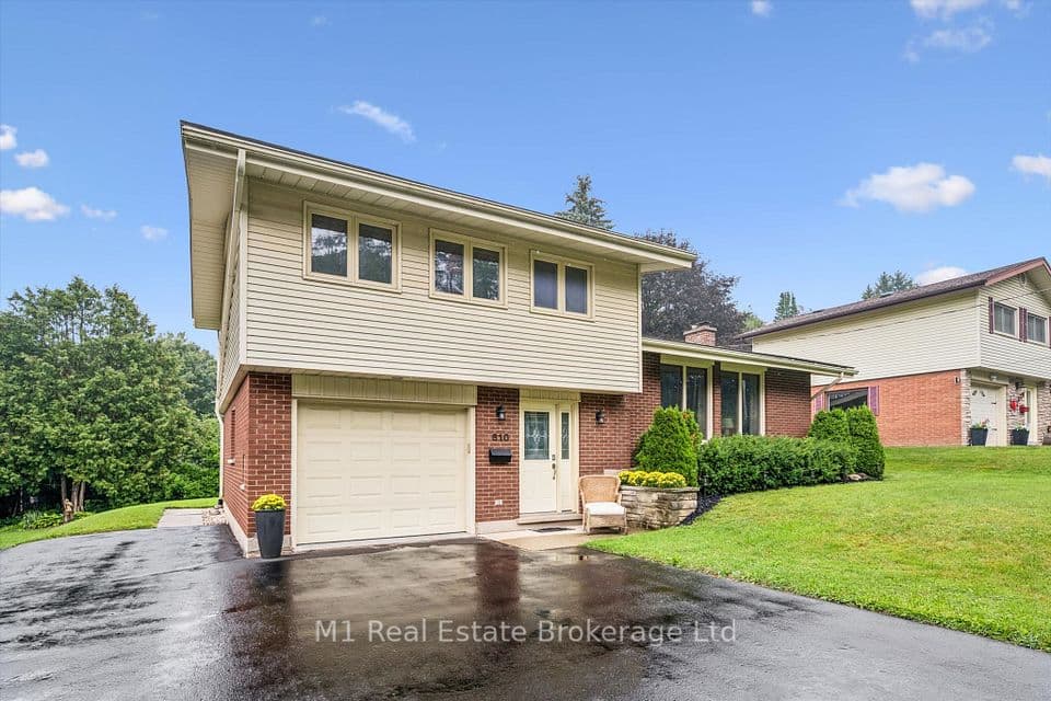 610 St David Street S, Centre Wellington, ON N1M 2L9 – main photo