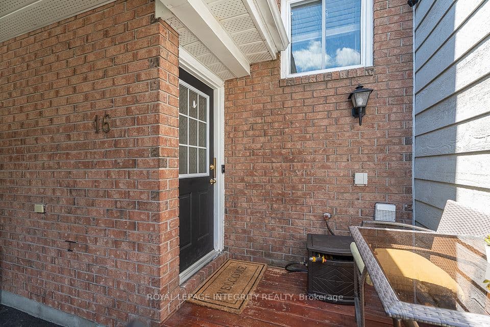 16 Stamford Private, Hunt Club - South Keys and Area, ON K1T 3J1 – photo 3