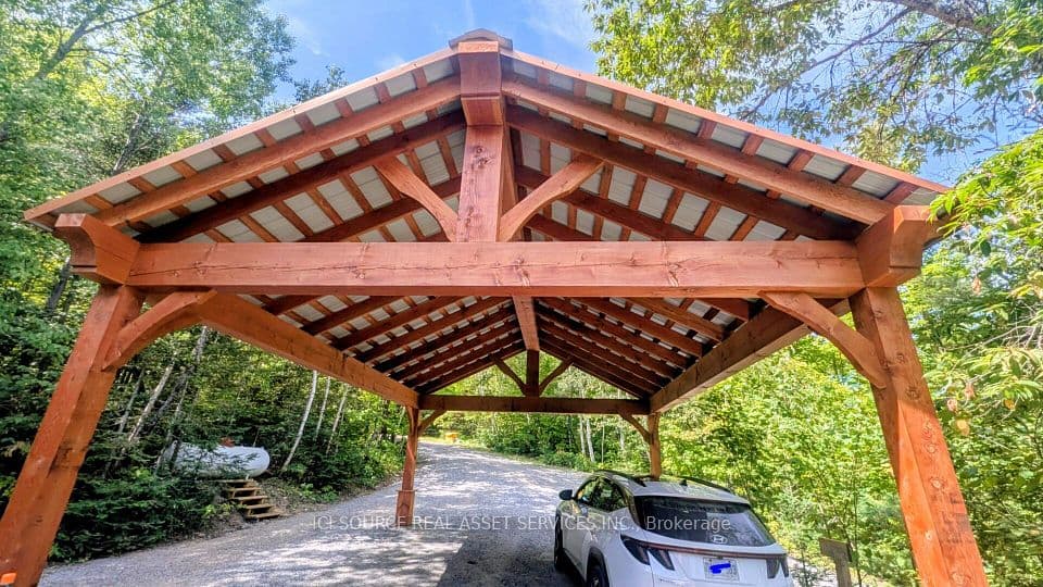 1994B Forest Lake Road, Sundridge, ON P0A 1Z0 – main photo