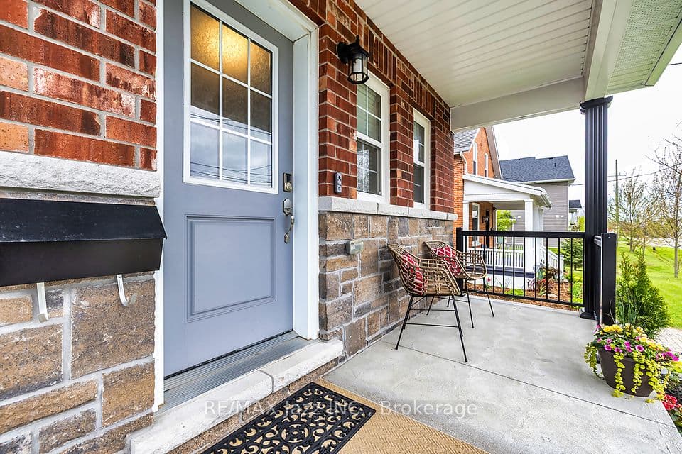 706 Ontario Street, Cobourg, ON K9A 3C5 – photo 3