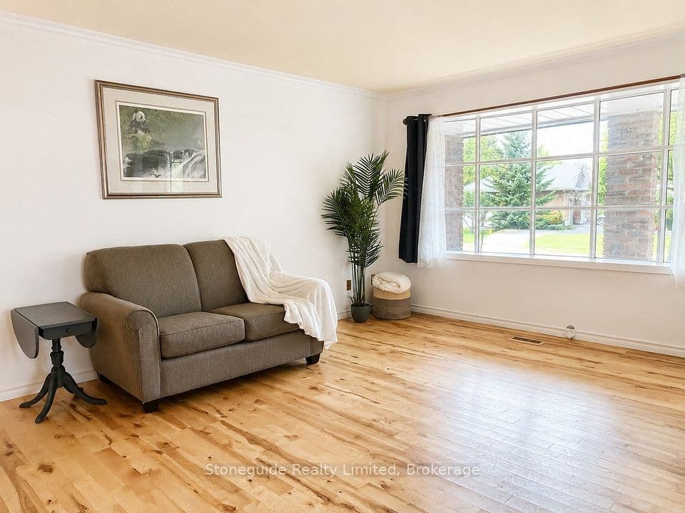 1139 Danita Boulevard, Peterborough, ON K9J 7J9 – photo 2