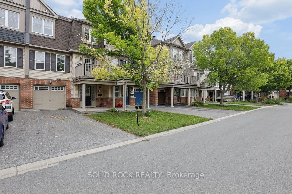 2529 Waterlilly Way, Barrhaven, ON K2J 0K2 – main photo