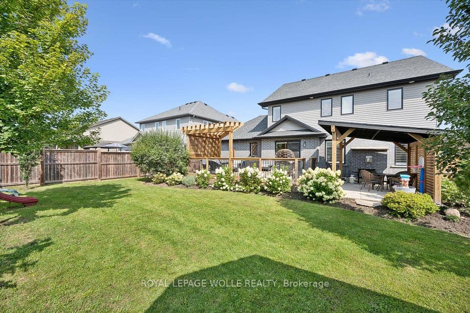 63 Curtis Street, East Zorra-Tavistock, ON N0J 1M0 – photo 2
