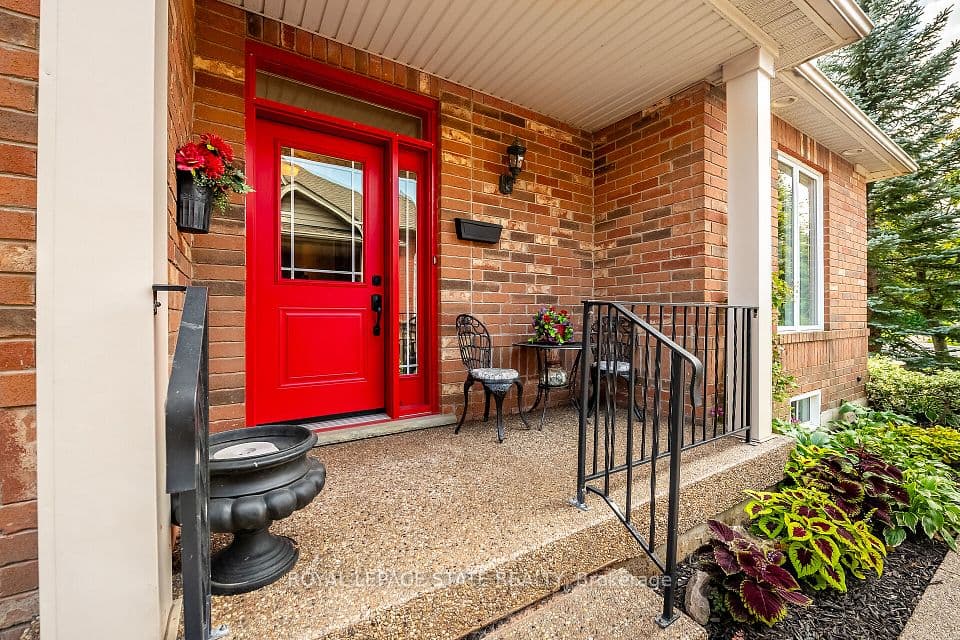 159 Thoroughbred Boulevard, Hamilton, ON L9K 1N2 – photo 3