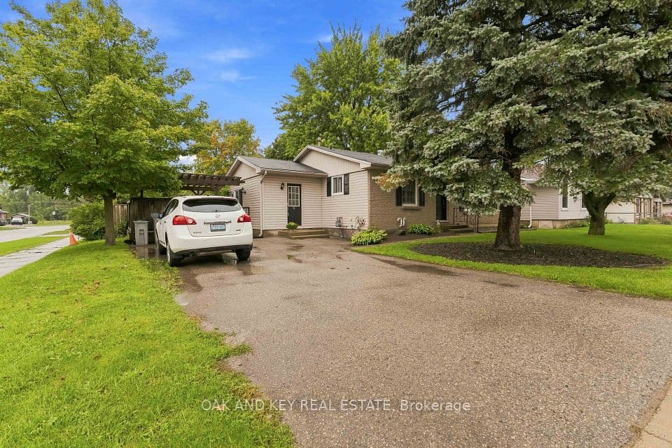 118 Harold Court, Lucan Biddulph, ON N0M 2J0 – photo 3