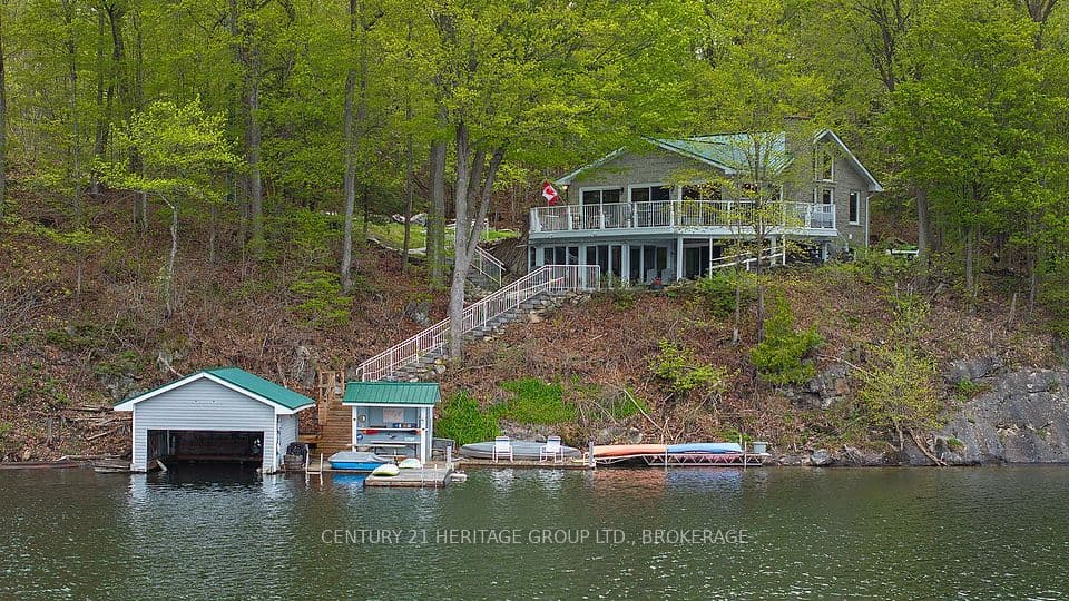 8126 Perth Road, South Frontenac, ON K0H 2L0 – photo 3