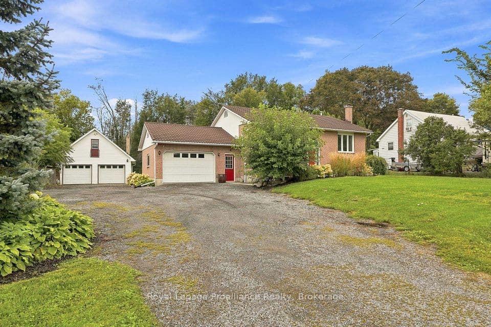 131 Ashley Street, Belleville, ON K0K 2B0 – main photo