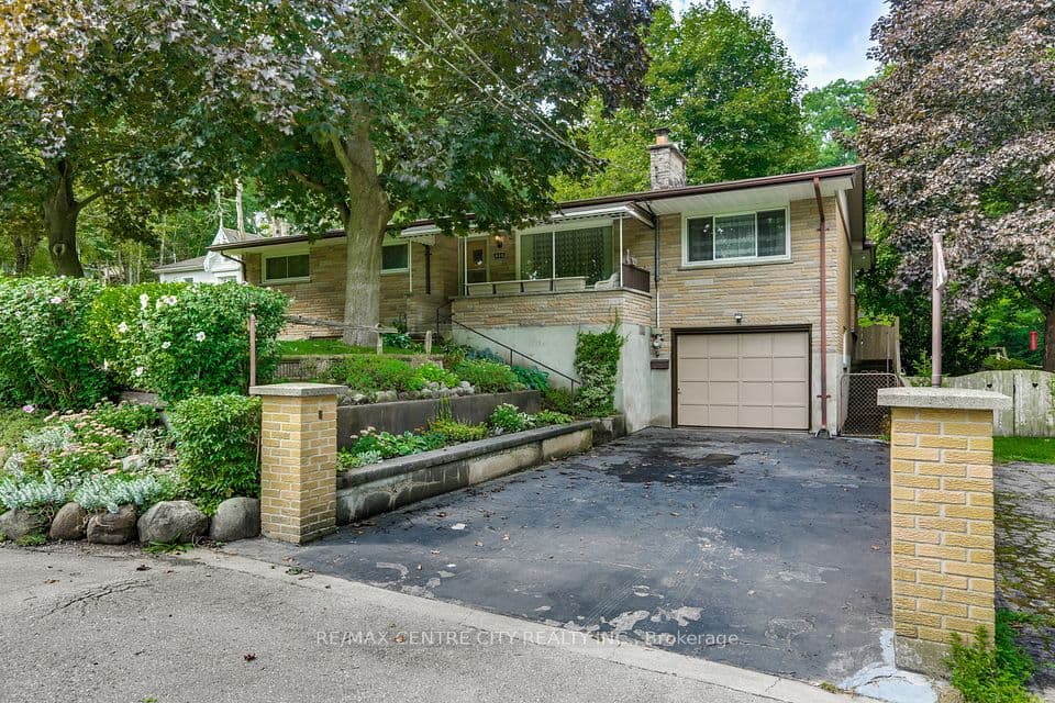 223 Halls Mill Road, London South, ON N6K 2L3 – main photo