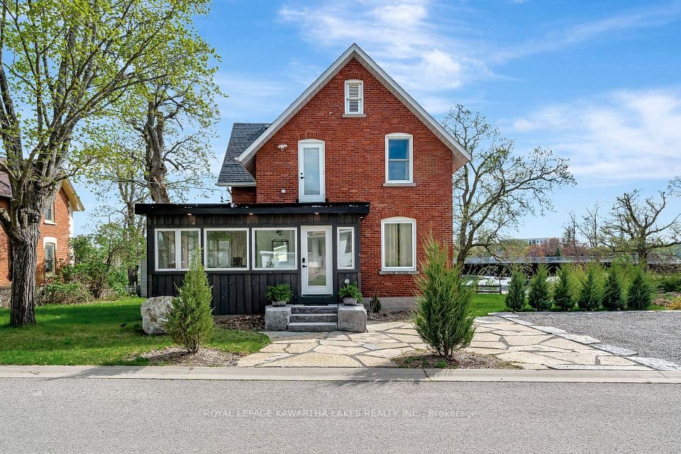 45 OAK Street, Kawartha Lakes, ON K0M 1N0 – photo 2