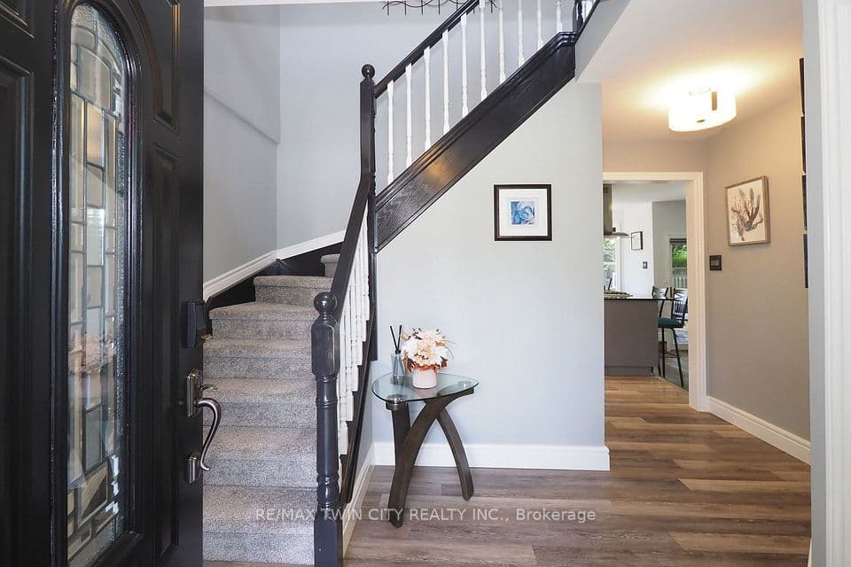 324 Cooper Street, Cambridge, ON N3C 3X8 – photo 3