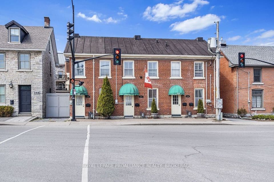 272 Wellington Street, Kingston, ON K7K 2Z1 – photo 2