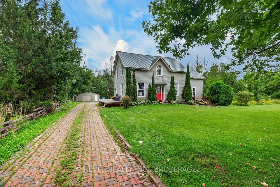 275 Haig Road, Front of Leeds & Seeleys Bay, ON K7G 2V4 – main photo