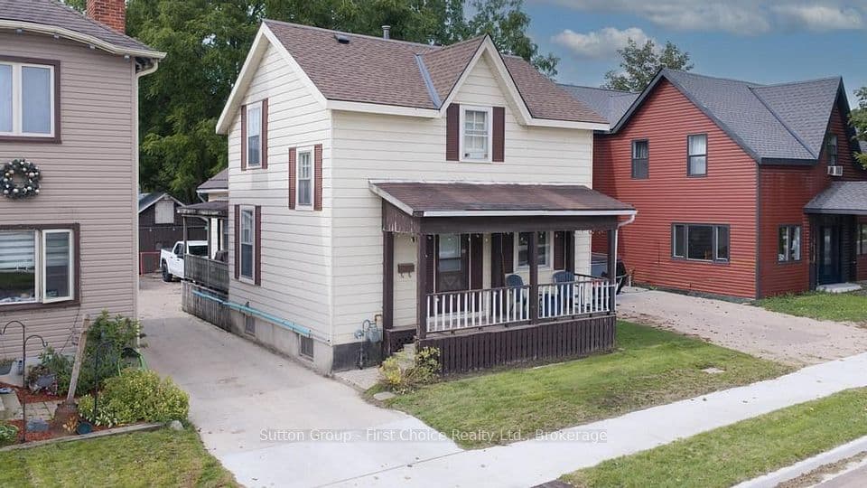 41 Goderich Street W, Huron East, ON N0K 1W0 – main photo