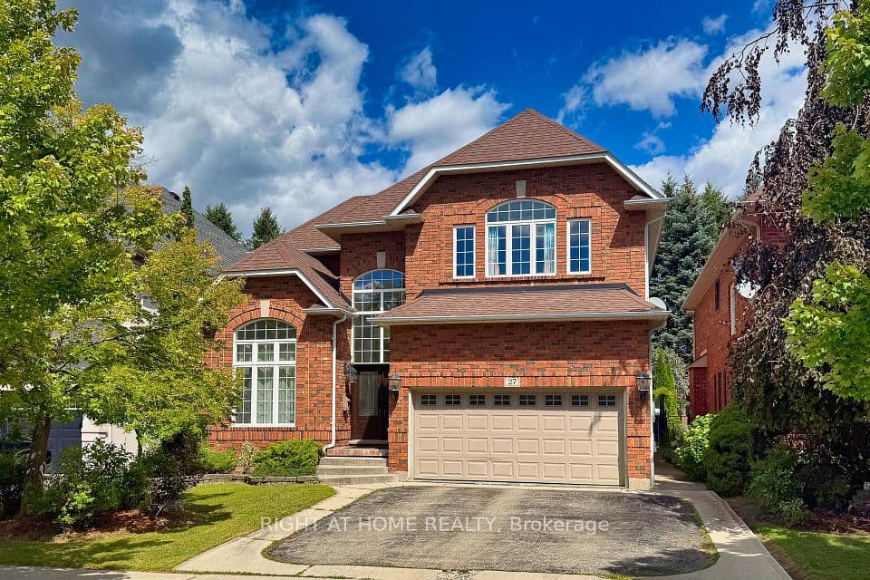 27 Thoroughbred Boulevard, Hamilton, ON L9K 1L2 – main photo
