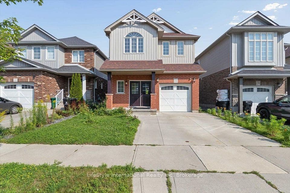 242 Moorlands Crescent, Kitchener, ON N2P 0C4 – main photo