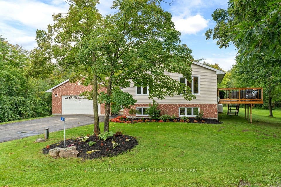 18 East Townline Road, Front of Yonge, ON K0E 1R0 – photo 2