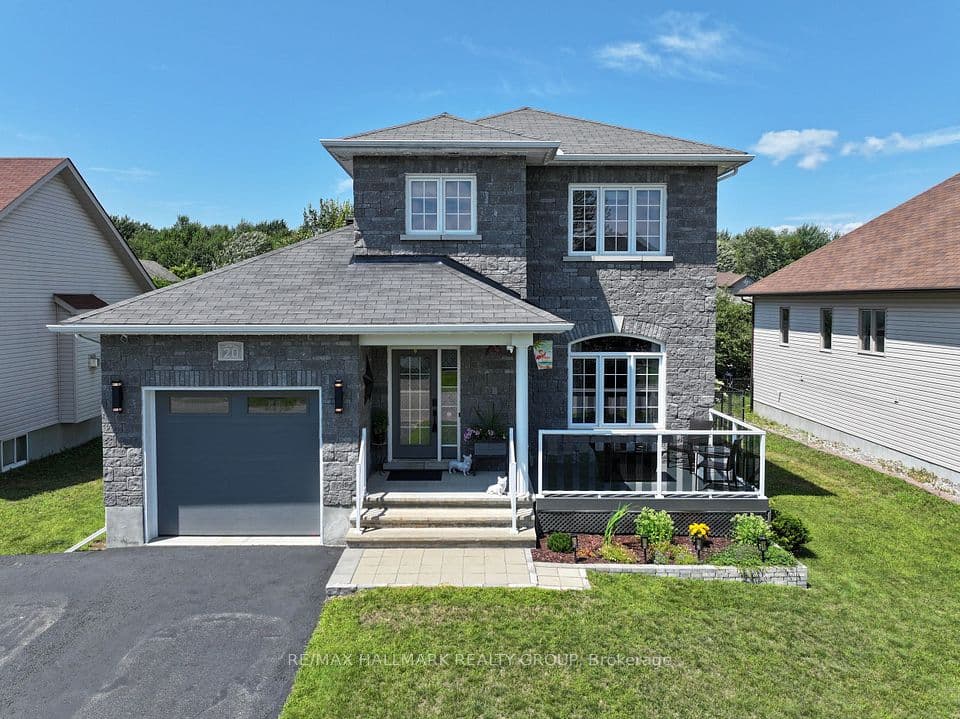 20 Dune Street, Russell, ON K0A 2M0 – main photo