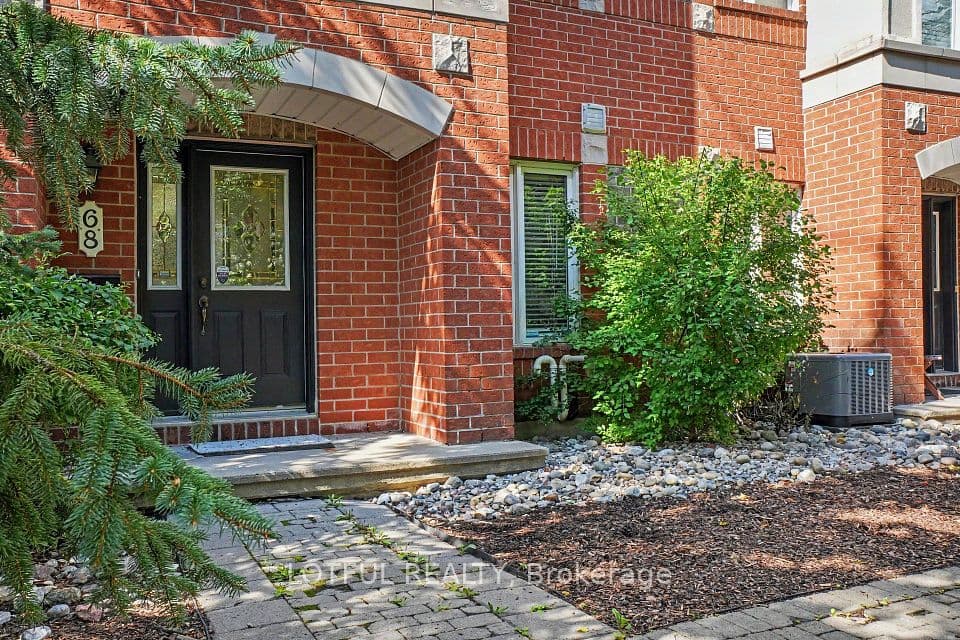 68 Metropole Private, Westboro - Hampton Park, ON K1Z 1G1 – photo 2